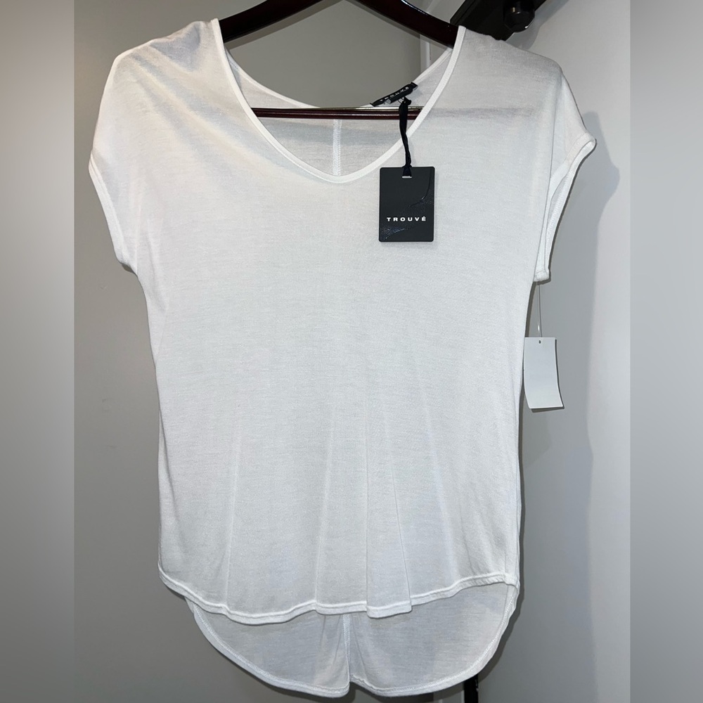 NWT Women's Classic White Tee